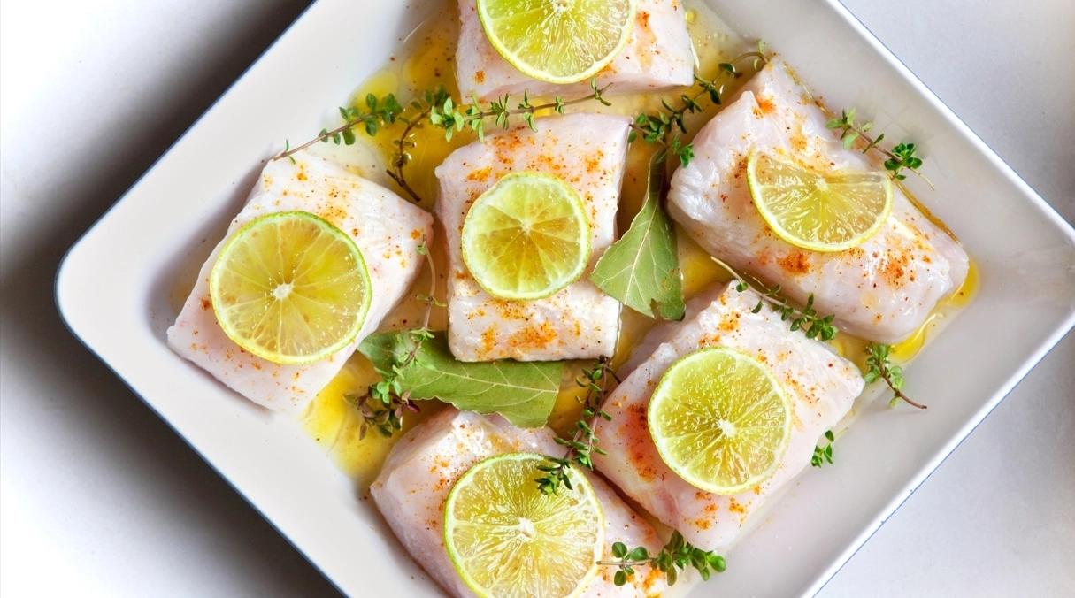 pescados bajos en colesterol - Cuánto colesterol tiene la merluza