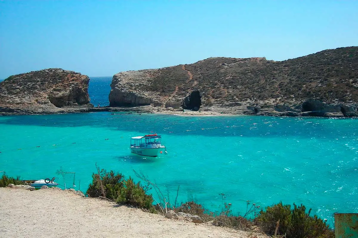laguna azul isla de comino malta - Cuánto se tarda de Malta a Comino