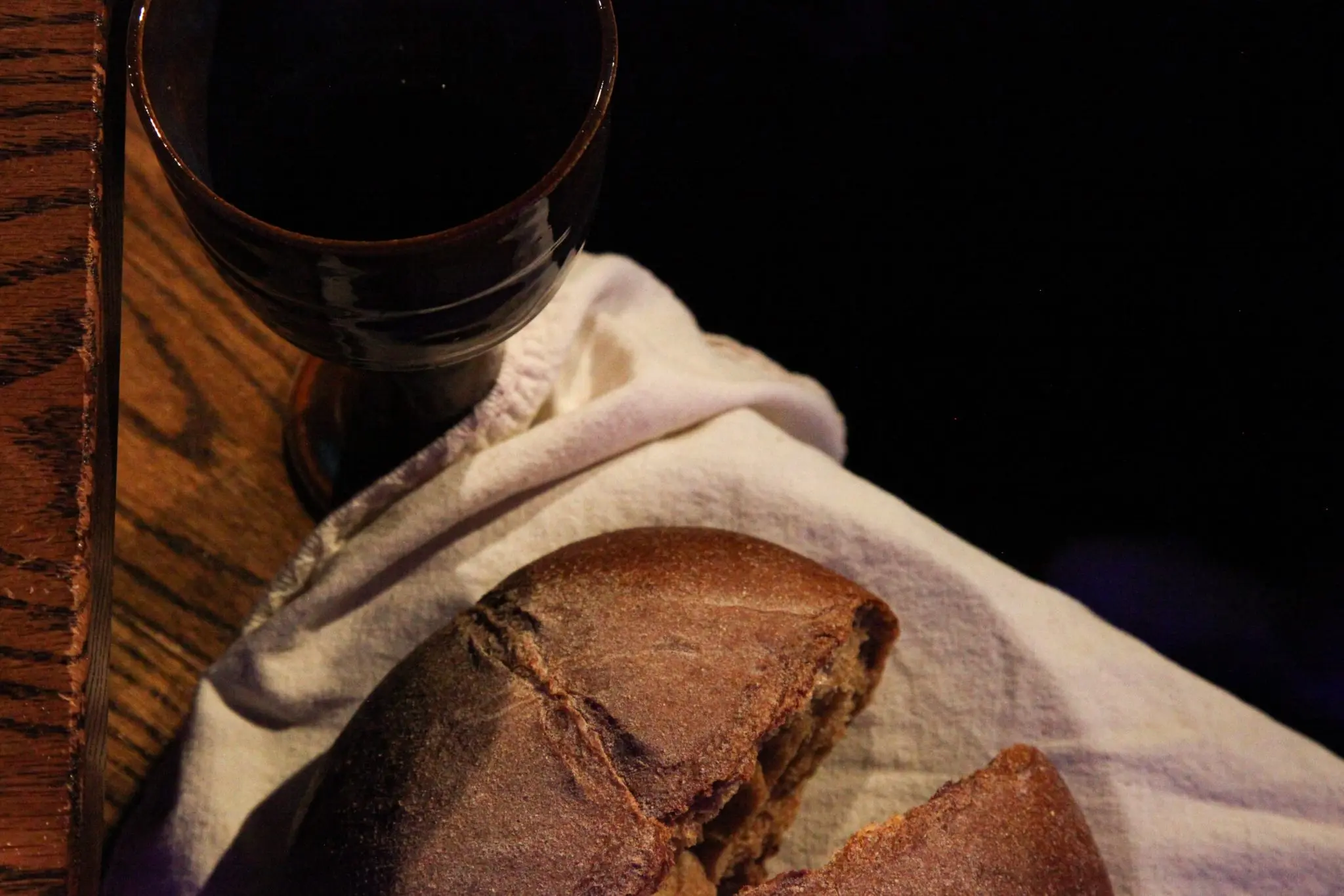 jesus cocina un pescado - Qué comió Jesús después de la resurrección