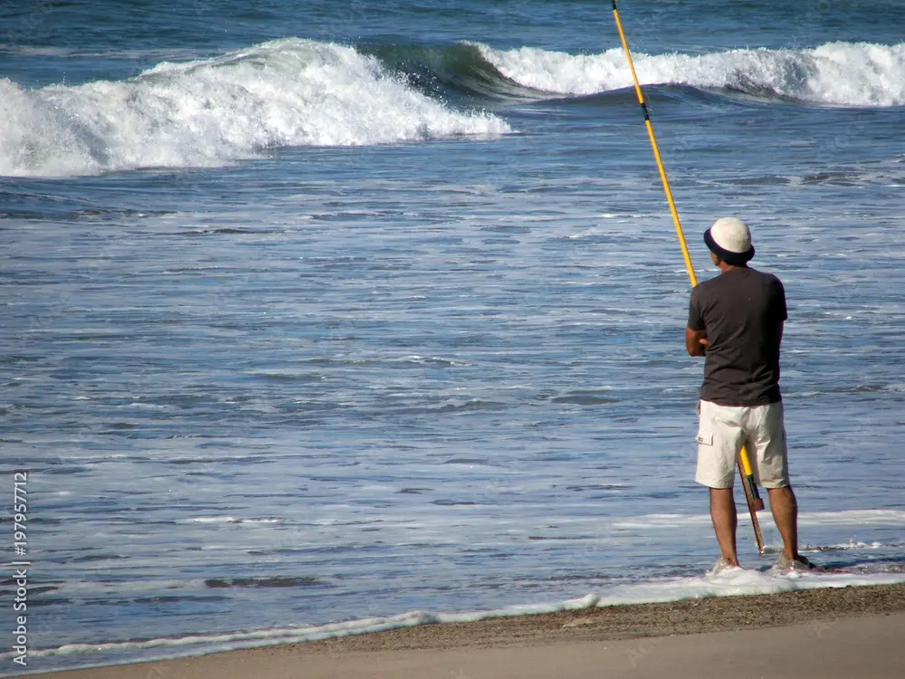 hombres pescando en el mar - Qué significa ser un pescador de hombres